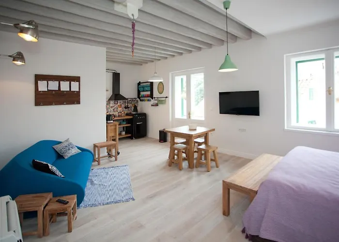 Central Chic And Cozy Lägenhet *