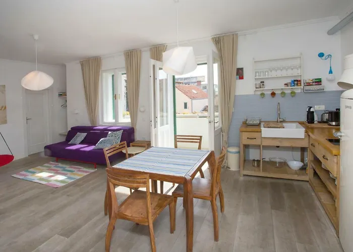 Lägenhet Central Chic And Cozy Split